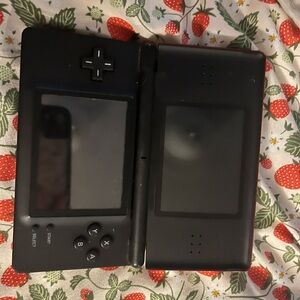 Red Nintendo Ds Lite